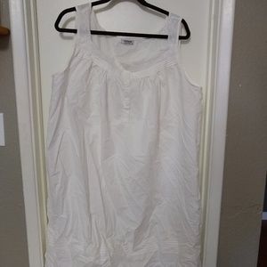Nightgown white